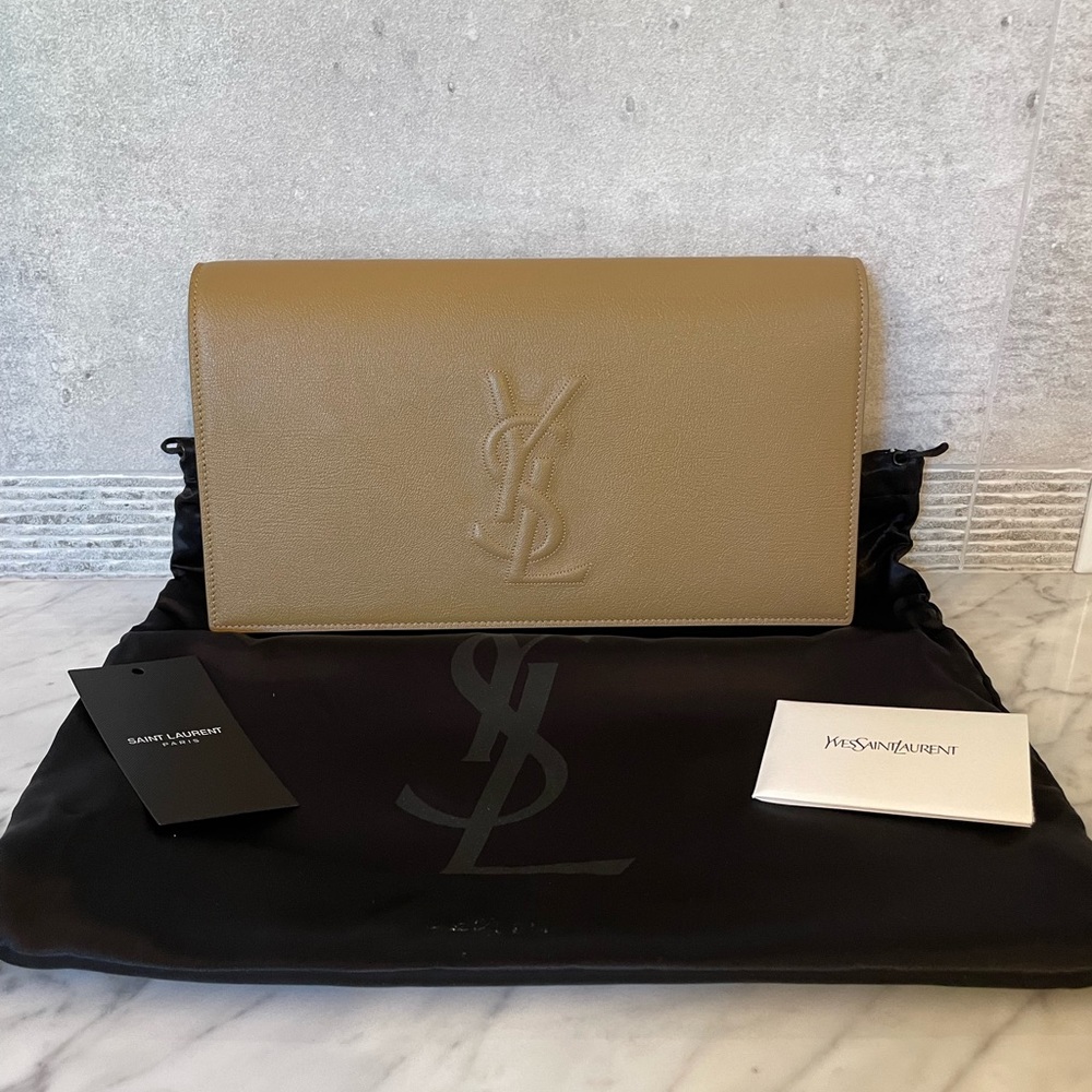 SAINT LAURENT
Calfskin Monogram Large Belle De Jour Clutch